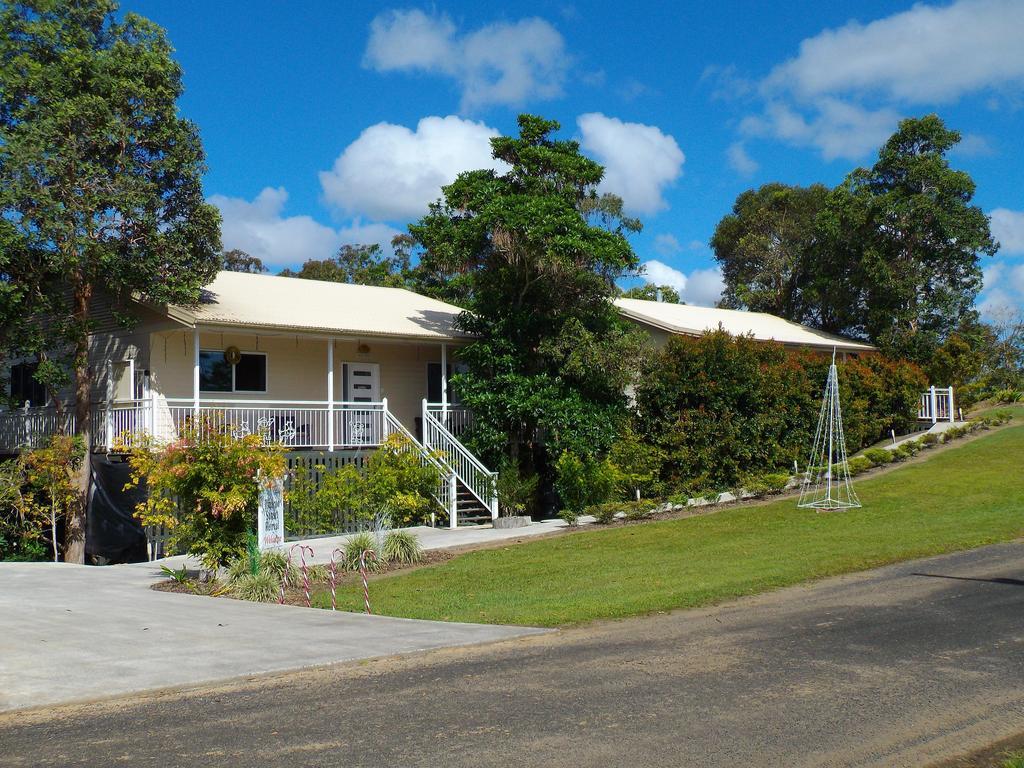 Tinaroo Sunset Retreat Bed & Breakfast Barrine Oda fotoğraf