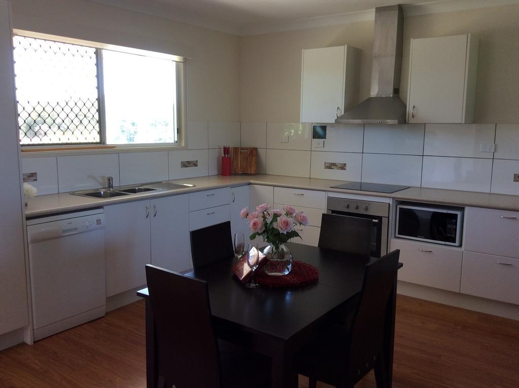 Tinaroo Sunset Retreat Bed & Breakfast Barrine Dış mekan fotoğraf